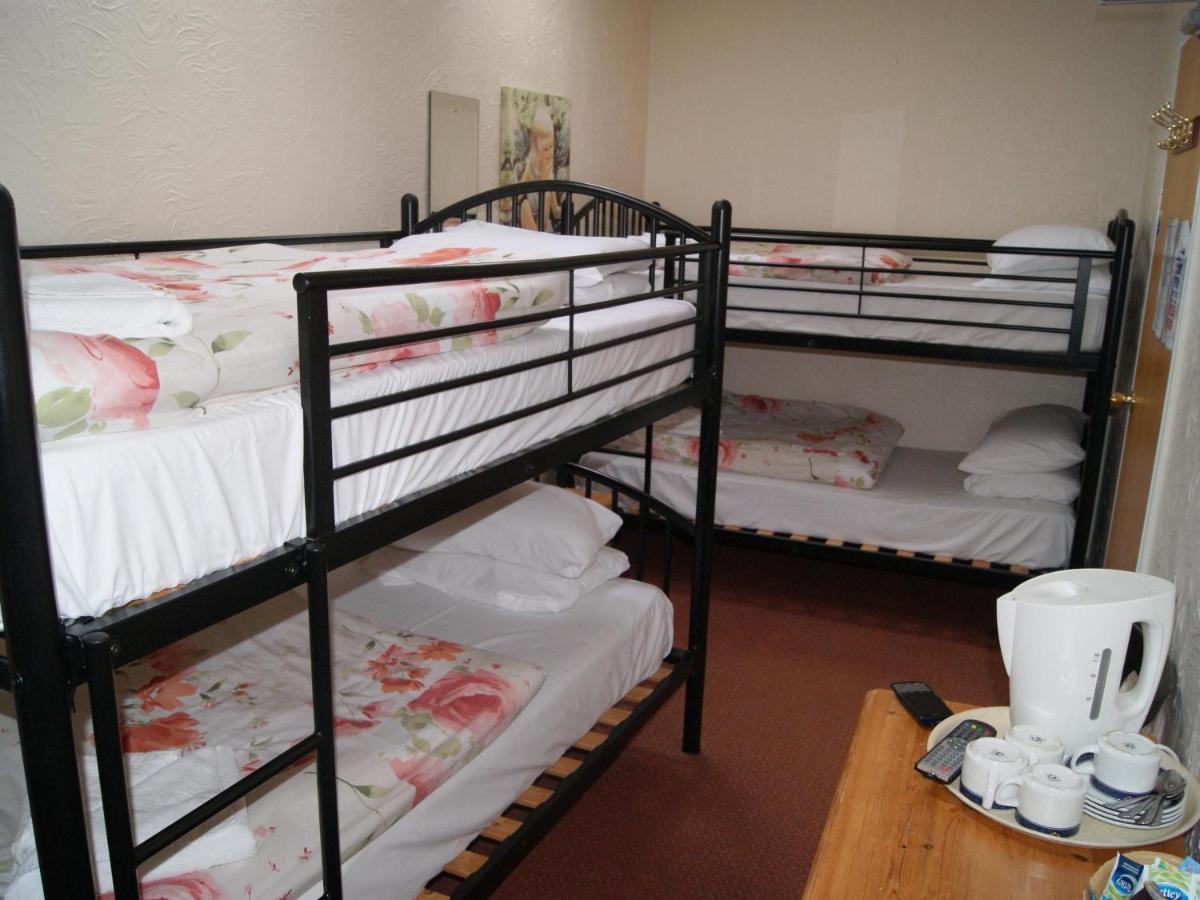 Betty Cottles Inn オークハンプトン エクステリア 写真