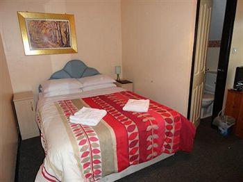 Betty Cottles Inn オークハンプトン エクステリア 写真